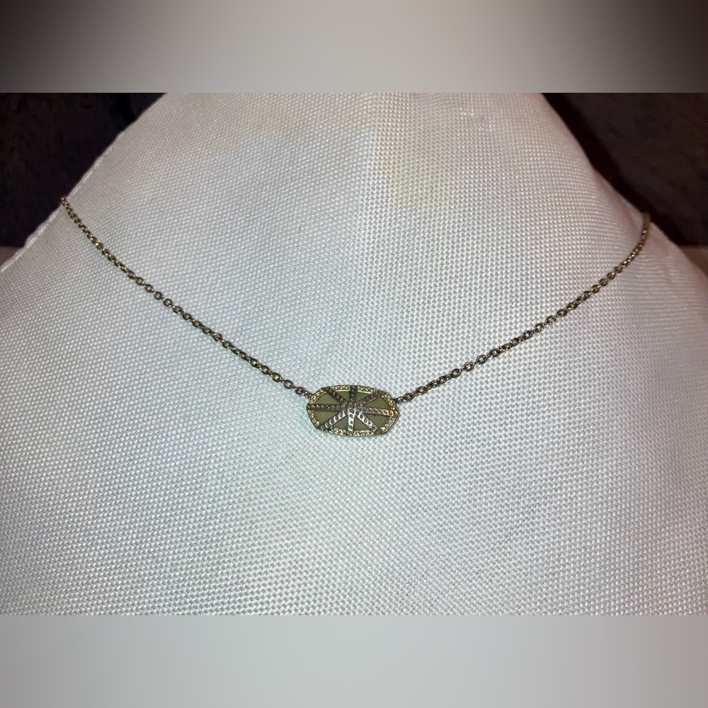 Vintage Kendra Scott Gold Plated Elisa Pendant Necklace - Picture 2 of 6